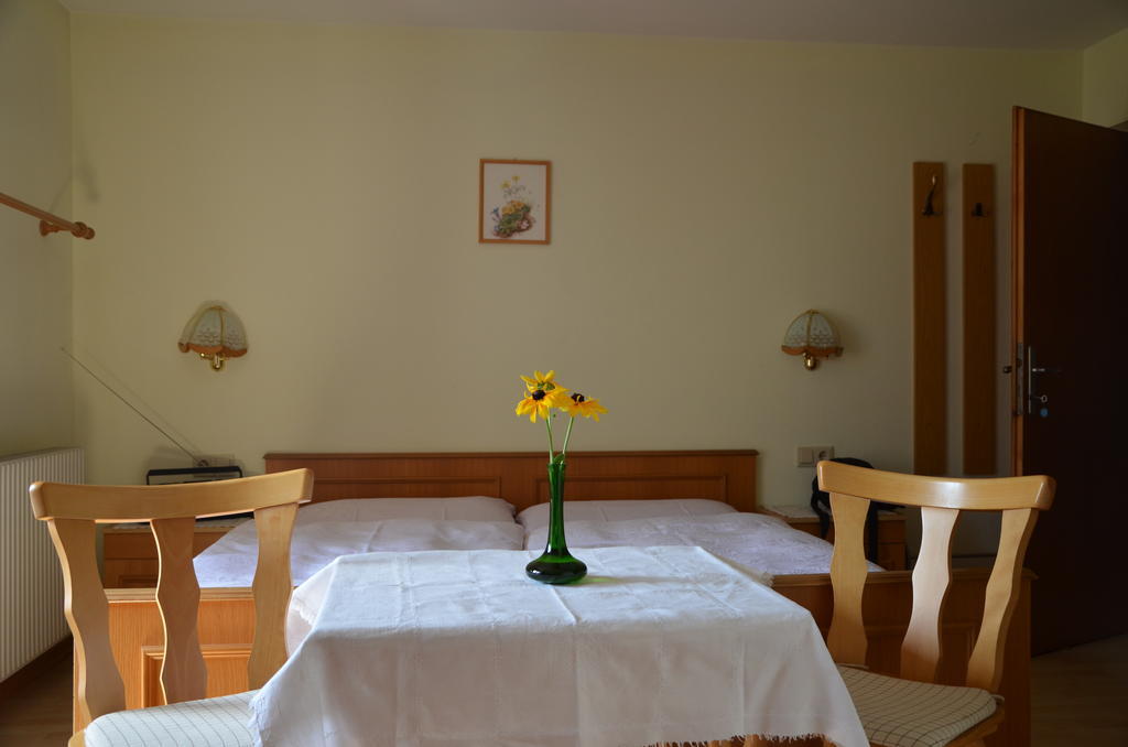 Ferienwohnung Garber Uderns Habitación foto